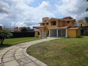 Casa en privada en lomas de cortes