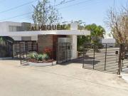 CASA EN PRIVADA PALMEQUEN ATRÁS DE SKY A POCOS MTS DE...