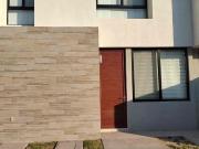 Casa en privada puerta natura