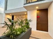 CASA EN PRIVADA RESIDENCIAL CON DOBLE ALTURA Y RECAMARA...