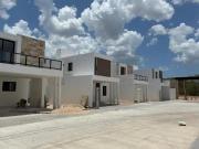 Casa en privada residencial de temozon norte, merida yucatan