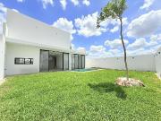 Casa en Privada Residencial en Sitpach