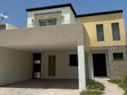 CASA EN PRIVANZAS DEL CAMPESTRE ALEJANDRÍA