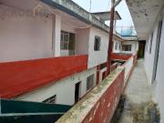 Casa en Propiedad con departamentos y locales en venta...