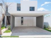 Casa en Pueblo Cholul