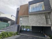 Casa en Puerta Las Lomas con vista a la Cañada