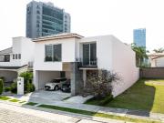 CASA EN PUERTA PARAISO