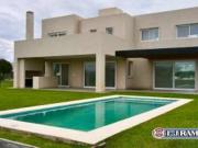 Casa en Puertos del Lago