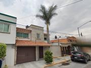 ¡Casa en recuperación bancaria cerca del Parque...