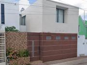 CASA EN RECUPERACIÓN BANCARIA EN C28 No. 165 SAN PEDRO...