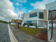 Casa en Remate, 4 recamaras, alberca, cancha de tenis....