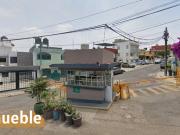 CASA EN REMATE BANCARIO CERRADA DE HALCONES 22 CASA B,...