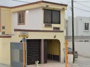 Casa en Remate Bancario en C. Tulipanes, Villa Florido...