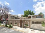 CASA EN REMATE BANCARIO EN COUNTRY MONTERREY