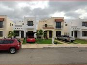 CASA EN REMATE BANCARIO EN GRAN SANTA FE II 97314,...