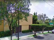 CASA EN REMATE BANCARIO EN LOMAS DE CHAPULTEPEC CDMX