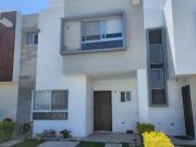 CASA EN REMATE BANCARIO EN SONTERRA, QUERETARO