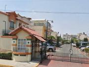 Casa En Remate Bancario En Vigo 35, Villa Del Real, Ojo...