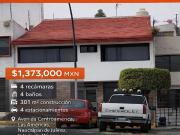 Casa en Remate Bancario – Las Américas, Naucalpan de...