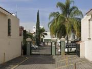 CASA EN REMATE BANCARIO RESIDENCIAL DEL VALLE ZAPOPAN...