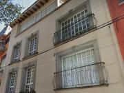 CASA EN REMATE CON 4 DEPARTAMENTOS UBICADA EN LOMAS DE...