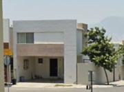 CASA EN REMATE EN CAPELLANIA APODACA