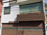 CASA EN REMATE EN CHOSICA EN LINDAVISTA, A 5 MIN DE...