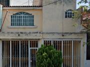 CASA EN REMATE EN CIRCUNVALACION OBLATOS JALISCO