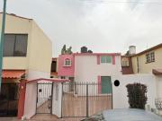 Casa en Remate cercano a Plaza Crystal, Colonia Alamedas...