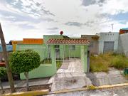 CASA EN REMATE EN FRACCIONAMIENTO LOMAS DE MIRADORES...