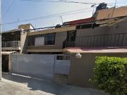 Casa en Remate en Jardín Balbuena, FG 1799