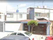 Casa en Remate en Jardín Balbuena, FG 895
