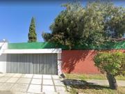 Casa en Remate en Jardines de San Manuel, F 1748