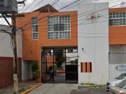 CASA EN REMATE EN LA COL SANTA MARIA TICOMAN A MITAD DE...