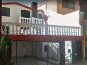 CASA EN REMATE EN LAS ALAMEDAS, ATIAPAN DE ZARAGOZA