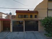 Casa en Remate en Lomas Estrella, F 1292