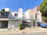 Casa en Remate en Lomas Verdes IV, F 2006