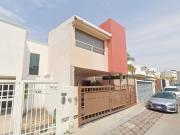 Casa en Remate en Milenio III, F 1881