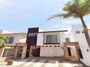 CASA EN REMATE, FLUVIAL VALLARTA