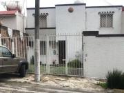 CASA EN REMATE HIPOTECARIO, EXCELENTE UBICACIÓN Y POR...