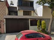 CASA EN REMATE INMOBILIARIO, POMARROSA, COL. NUEVA SANTA...