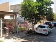 CASA EN REMATE UBICADA EN Calle Lord Byron, Alamedas I...