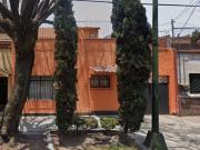 Casa en Remate, ubicada en Del Carmen, Coyoacan