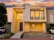 CASA EN RENTA #100 SOLARES RESIDENCIAL COTO VASANTA