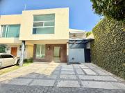 Casa en Renta $21,600.00 más Mantenimiento, Condominio...