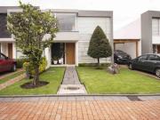 CASA EN RENTA