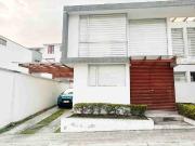 Casa en renta 2 plantas. La Armenia 2. Los chillos