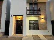 Casa en Renta, 3 Equipada, 3 Rec. 2.5 Ba?os, en Catania...