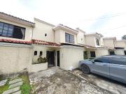 Casa en Renta, 3 Recamaras, AMUEBLADA, Piscina,...