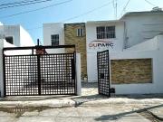 Casa en Renta 3 Recámaras. Fracc. Mundo Maya